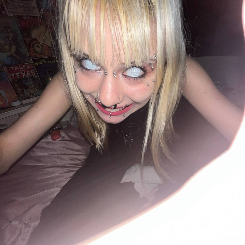 Dead Gridding White Contact Lenses