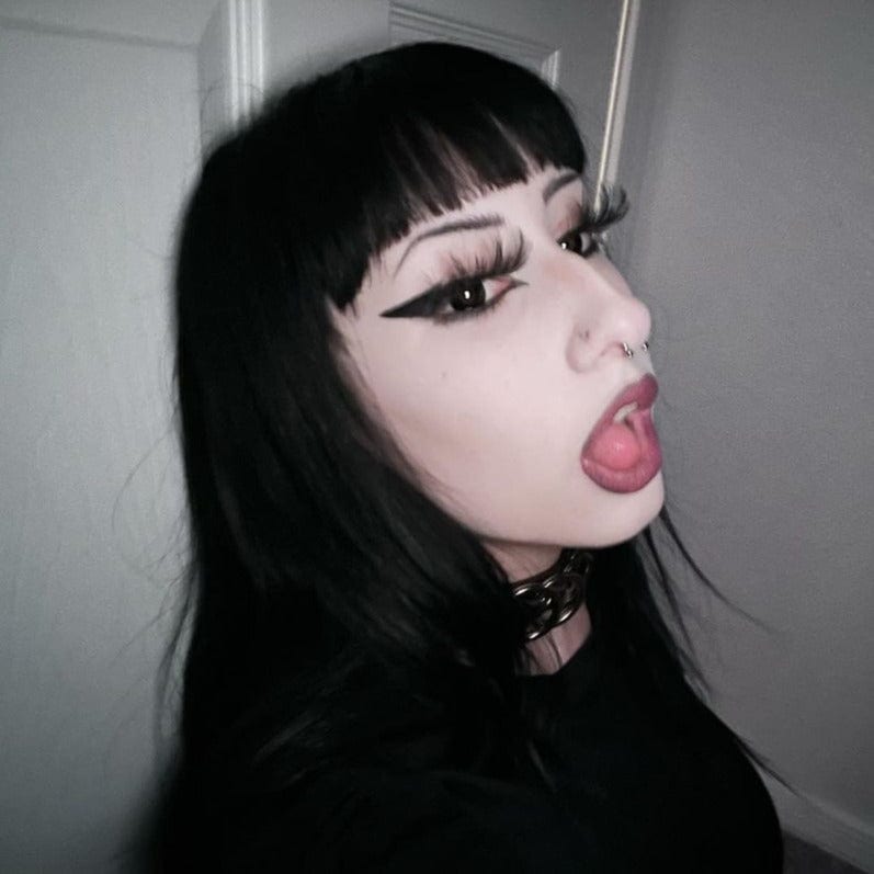 Linn's Dollie Darknight Black Contact Lenses(12 months of use)