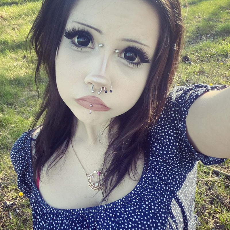 Pixy's Sullen Doll Eye 17mm Mini Sclera Contact Lenses