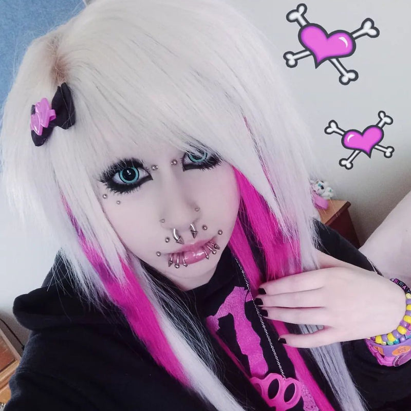 Dilated Blue Contact Lenses
