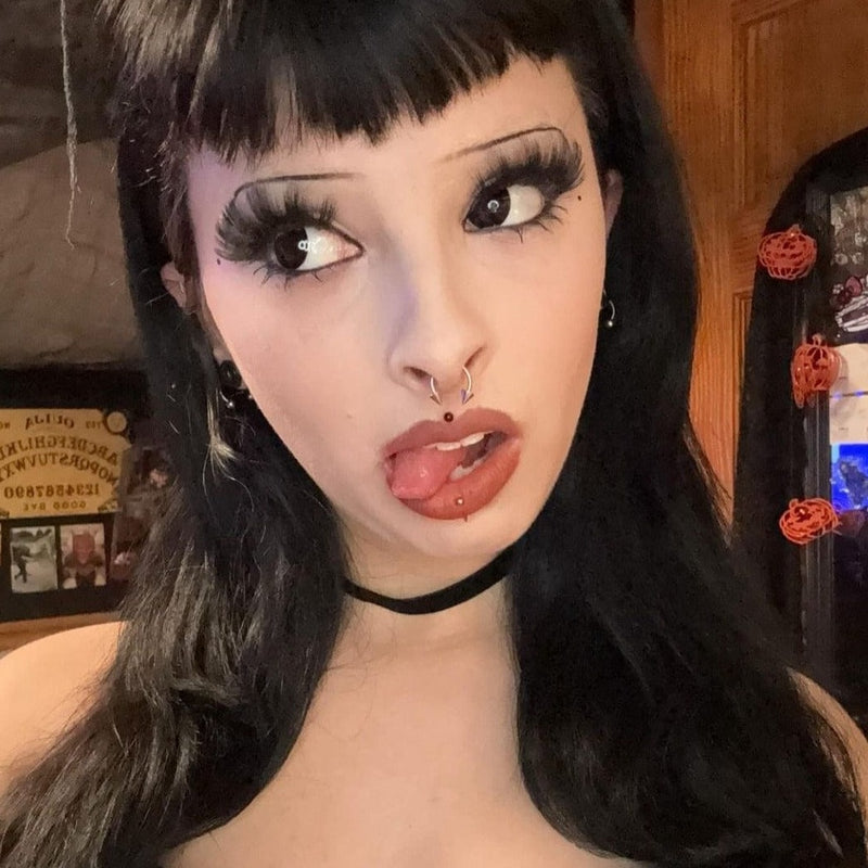 Linn's Dollie Darknight Black Contact Lenses(12 months of use)