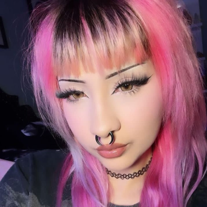 Alexis' Heartspur Contact Lenses