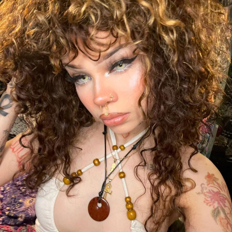 The same contacts as tiktok influencers (3 pairs)