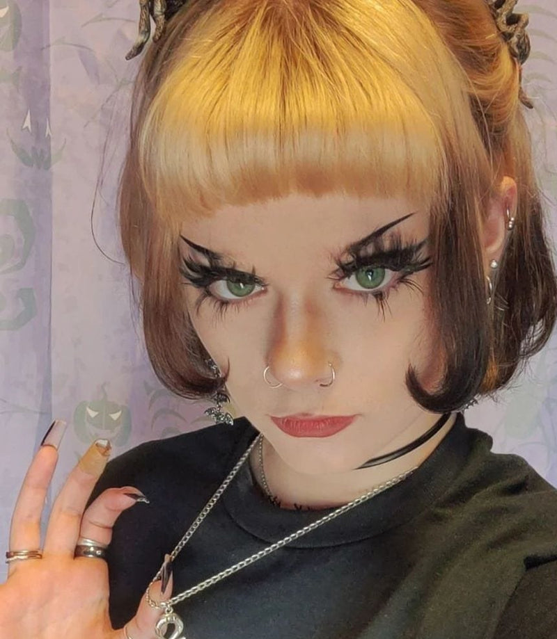 Classy Green Contact Lenses